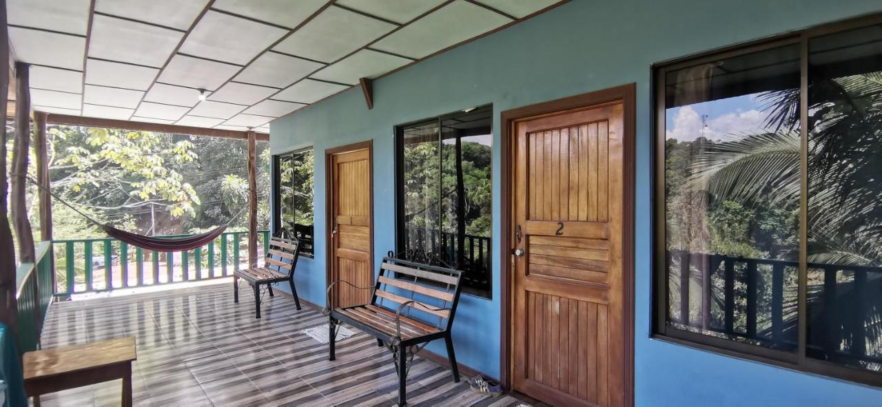 Allegra Hostel Drakes Bay Екстериор снимка