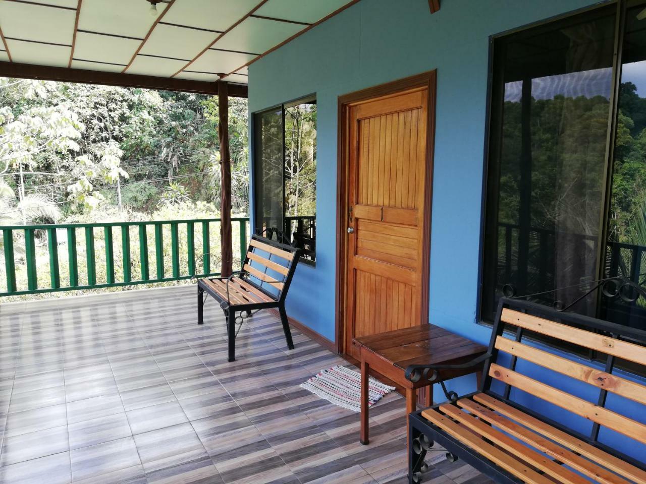 Allegra Hostel Drakes Bay Екстериор снимка